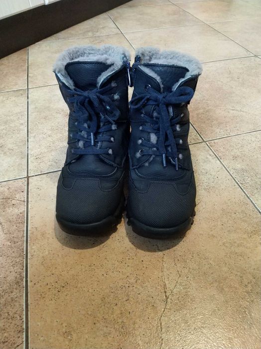 Зимние ботинки на натуральной цигейке  для мальчика 33р 21см