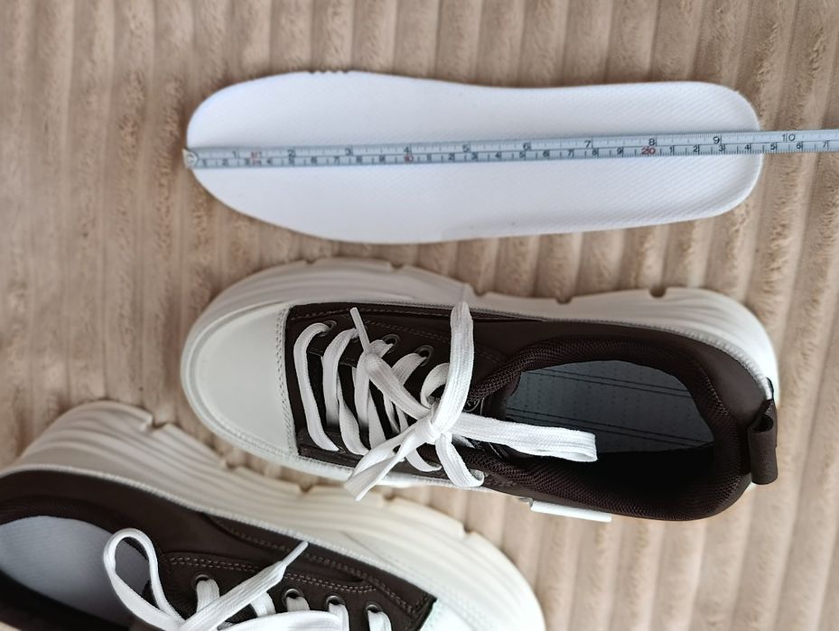 Nowe sneakersy trampki Moda 2026r. 38/24cm