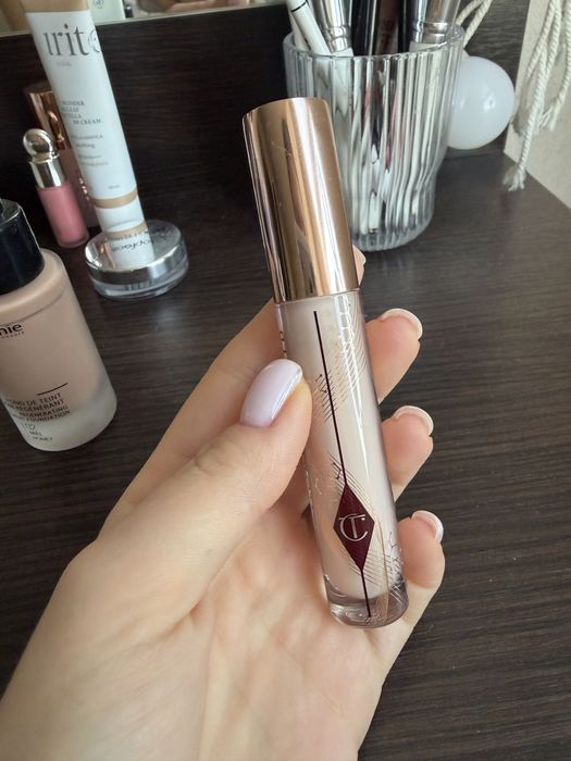 Консилер charlotte tilbury fair