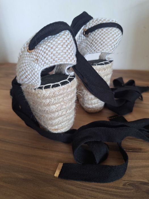 Sapato cunha lefties