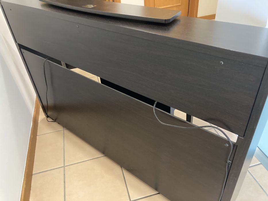 Piano digital Yamaha Clavinova CLP 230