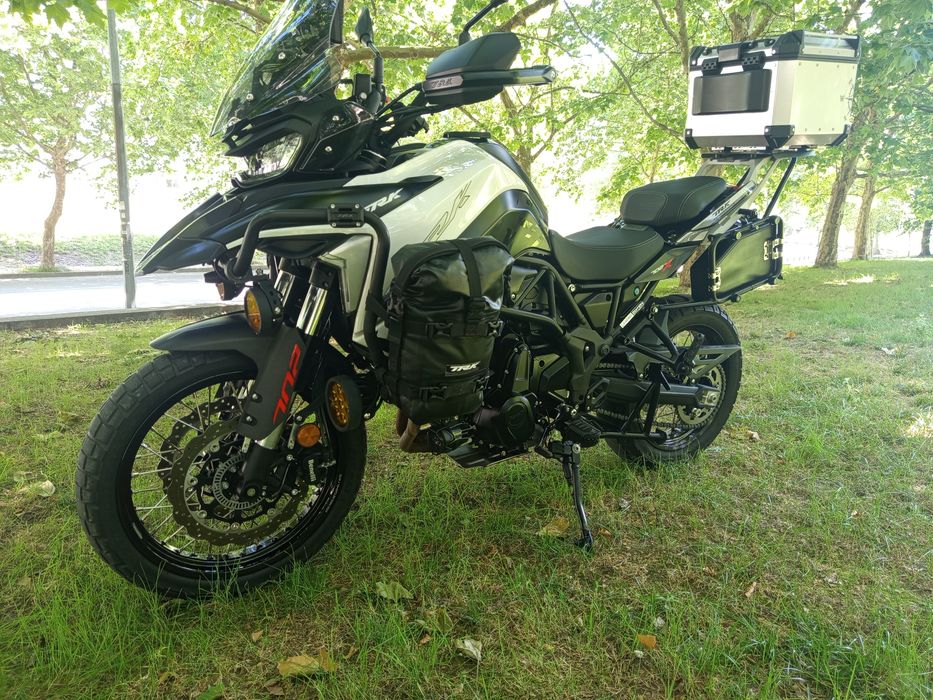 Benelli 702 x ano