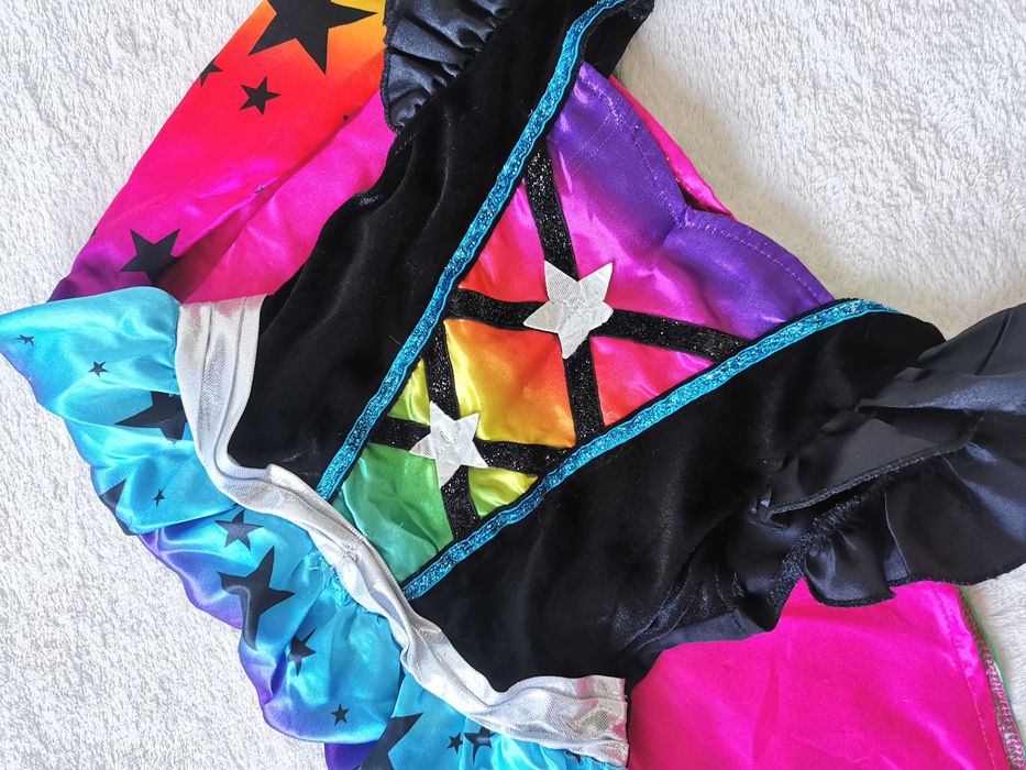 Czarownica, kolorowa czarodziejka sukienka, strój przebranie