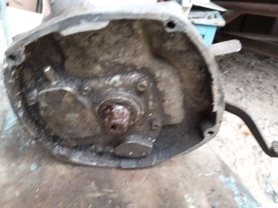 Продам коробку з тяжелого мотацикла