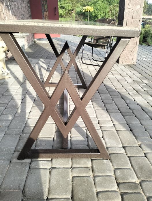 Стіл гранітний для дому та для альтанки