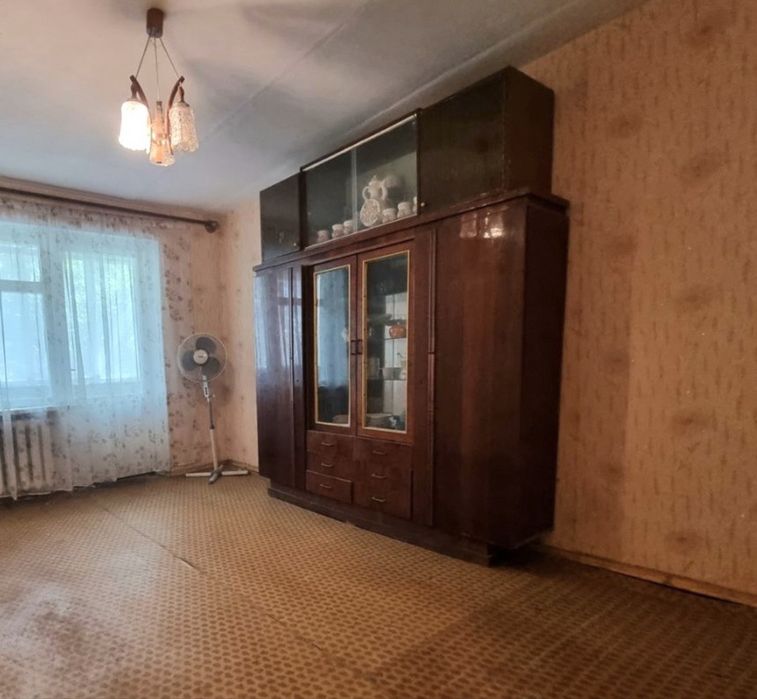 Продам 3-кімнатну квартиру в м. Богодухів