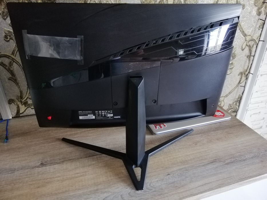 Moнітор 23.6 MSI Optix MAG241C