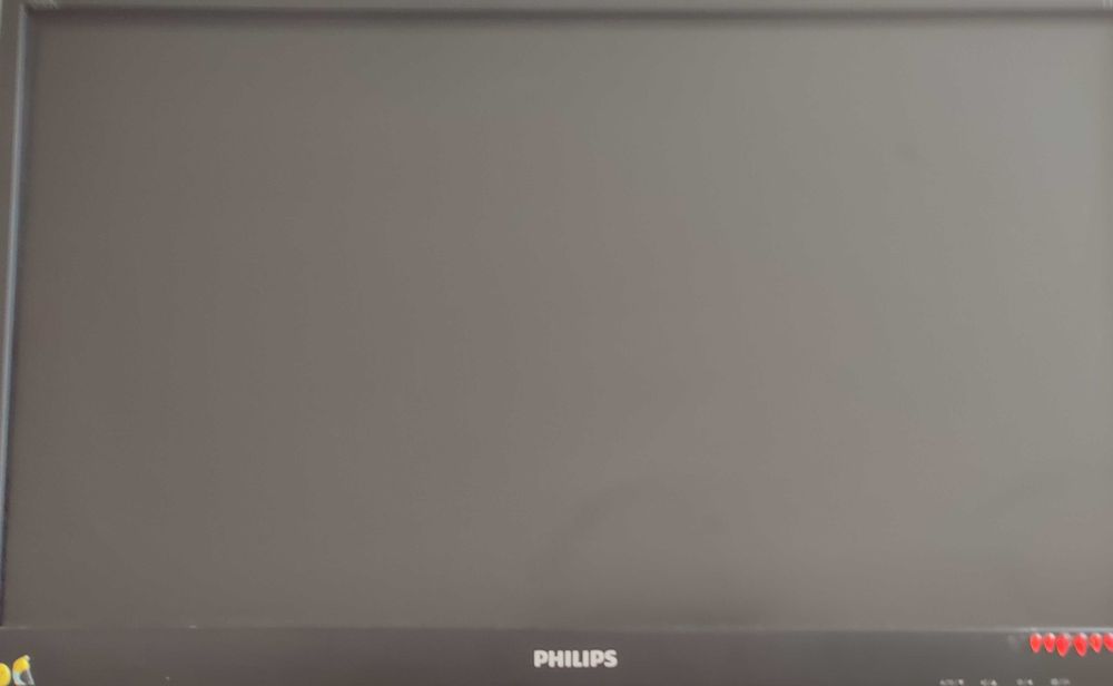 Монітор комп ютерний 22 дюйми.