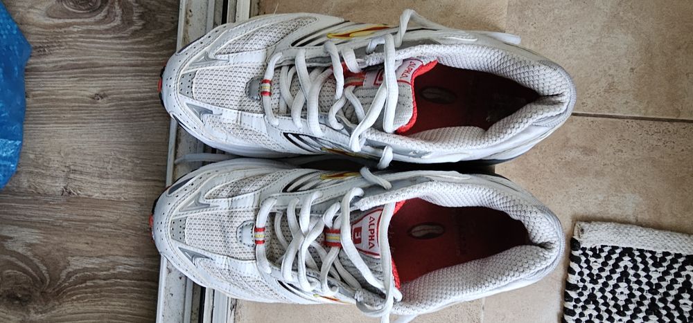 Damskie buty do biegania BROOKS rozmiar 38,5 wkładka 24,5cm stan ok