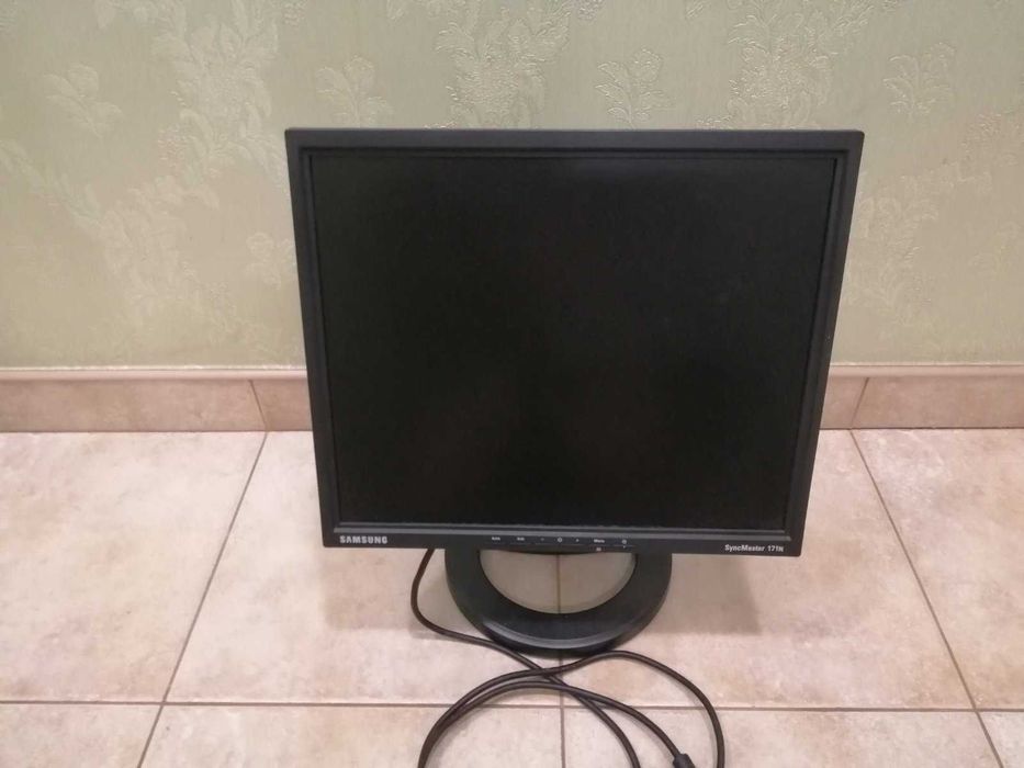 Монитор Samsung SyncMaster 171N