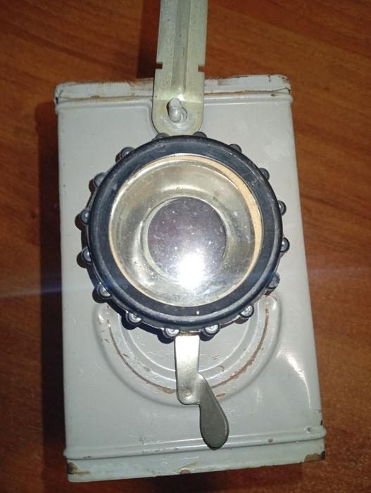 Фонарь железнодорожный.