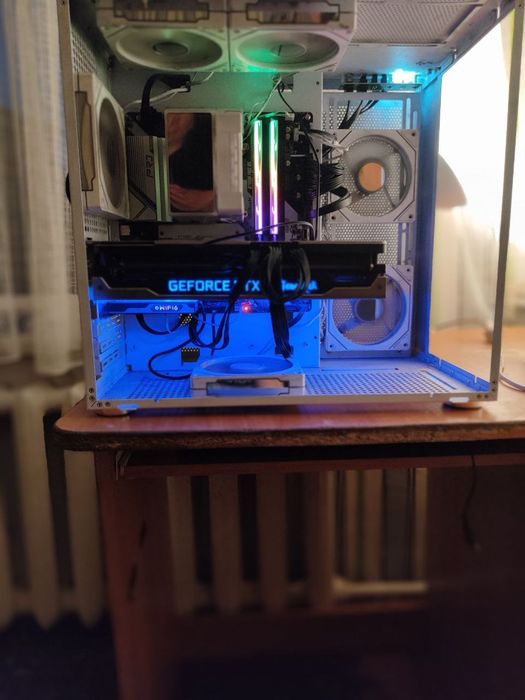 ігровий пк БІЛИЙ АКВАРІУМ , PALIT GameRock rtx3080TI , I5 12400f