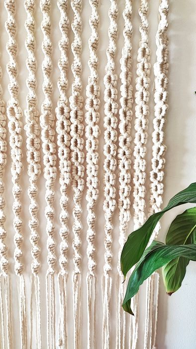 Painel decorativo de parede em macramé
