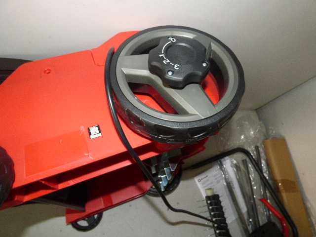 Wertykulator Elektryczny Einhell GC-SA 1231/1