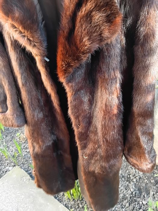 Продам норковую шубу