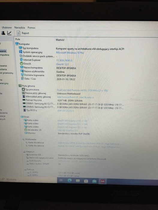 Laptop Asus z ładowarką