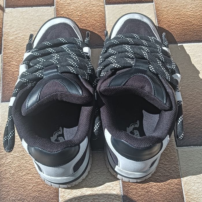 Sapatilhas Bershka 42