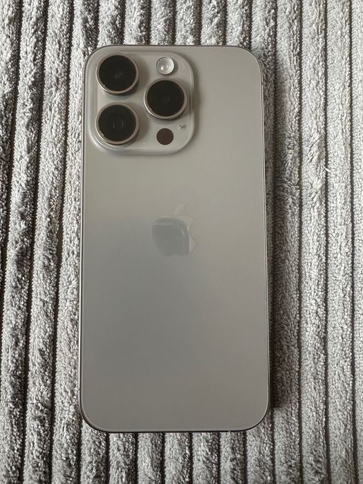 iPhone 15 Pro 128GB - idealny stan