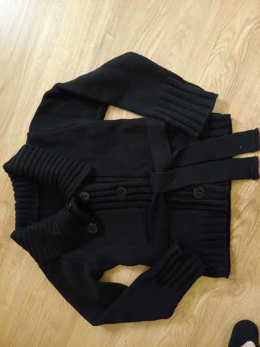Sweter damski czarny