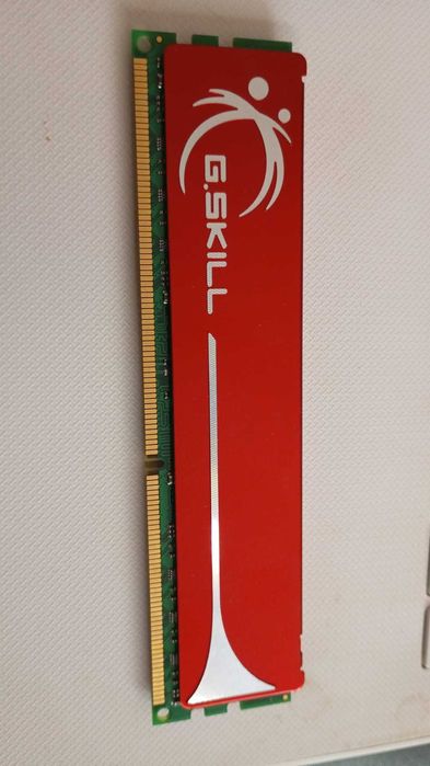 Memória DDR3 F3-12800CL9T-6GBNQ