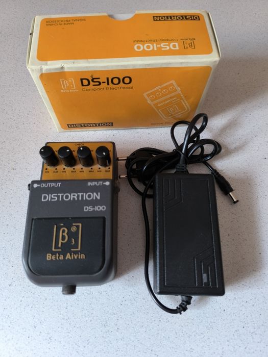 Гитарная педаль Beta Aivin DS-100.