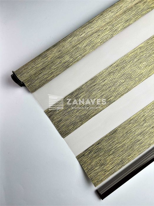 Рулонные шторы "Тканевые ролеты / Жалюзи день ночь" — замер и монтаж