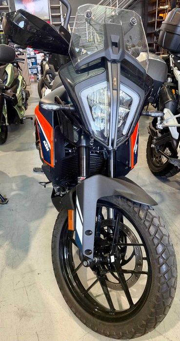Moto KTM 390 adventure