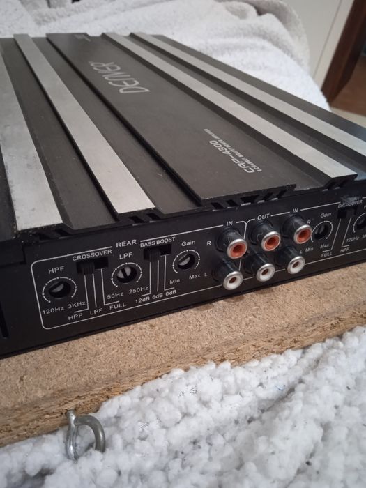 Amplificador de som de 4 canais