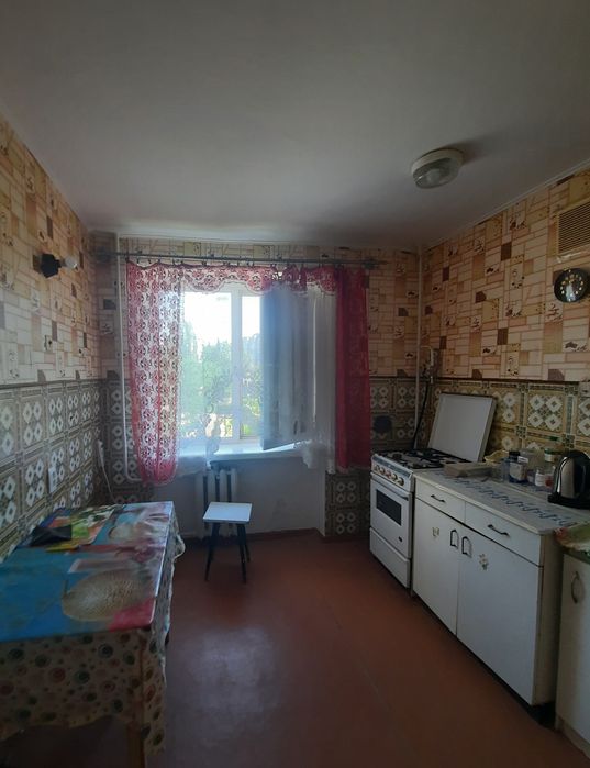 Трьохкімнатна квартира на Шуменському