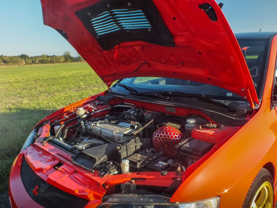 Mitsubishi Lancer Evolution Evo 9 Replika