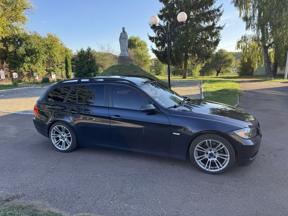 продам BMW e91 330d