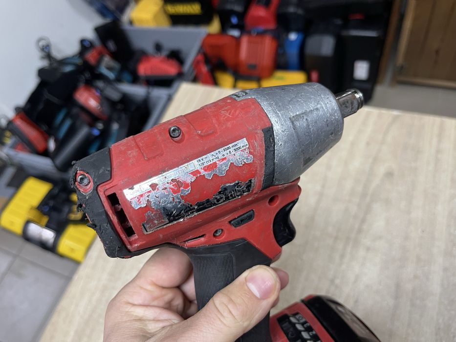 Milwaukee M18 гайковерт Мілвокі 300Нм