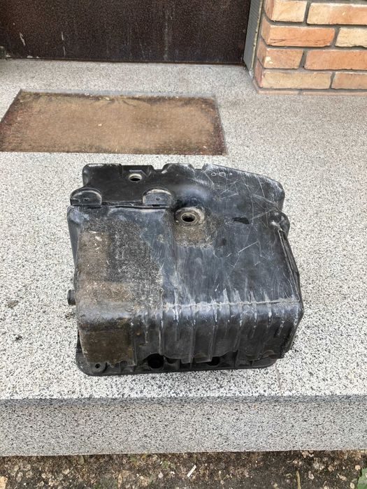 Поддон картера на Мерседес Атего оригинал