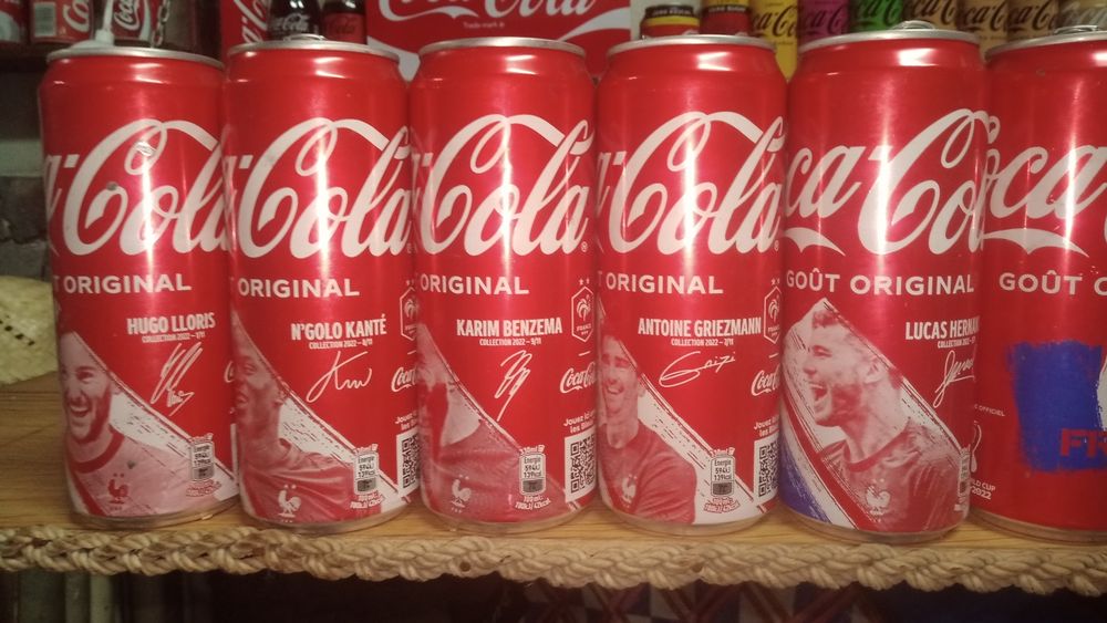 Colecçao de latas coca cola da seleççao de futebol frança 2022