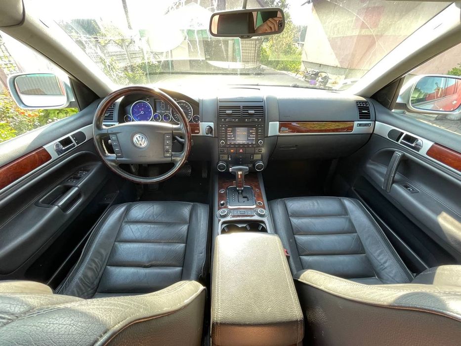 Розборка VW Touareg 3.2 Коробка Бампер Решітка Капот Рейка Крило Двері