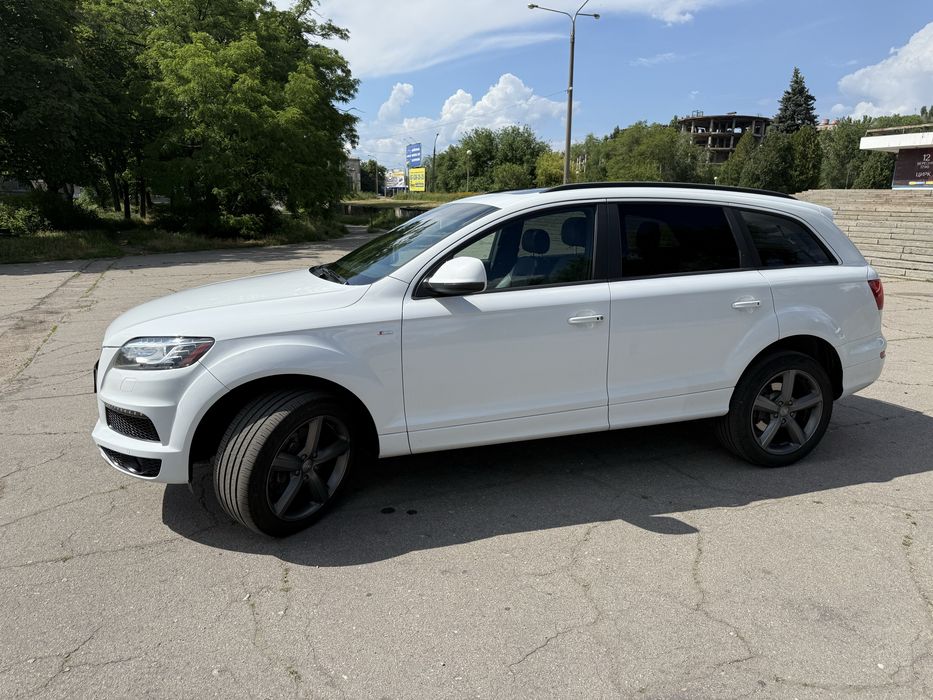Audi Q7 Sline 2013 года