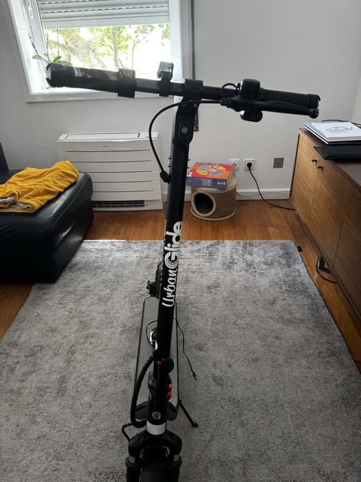 Trotinete elétrica Urban Glide como nova