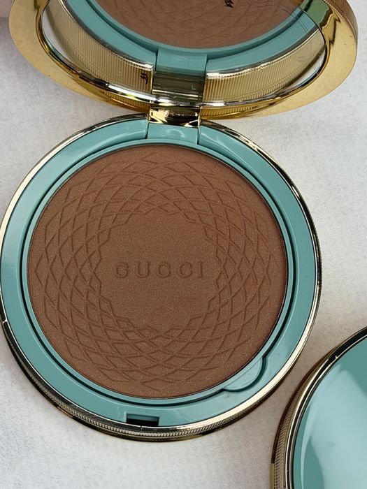 Бронзер Gucci 04 рум’яна скульптор