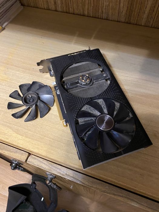 Видеокарта  SAPPHIRE Radeon Rx570