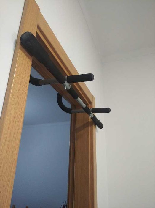 Aparelho para fazer elevações / barras