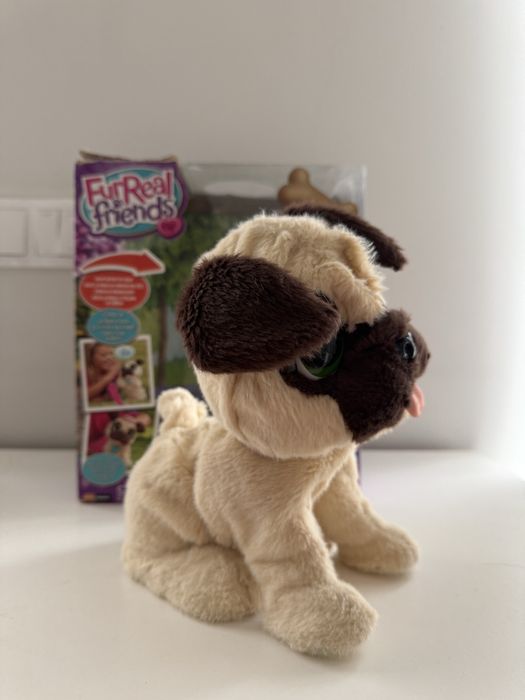Peluche Interativo FurReal Friends - Pug JJ Saltitão