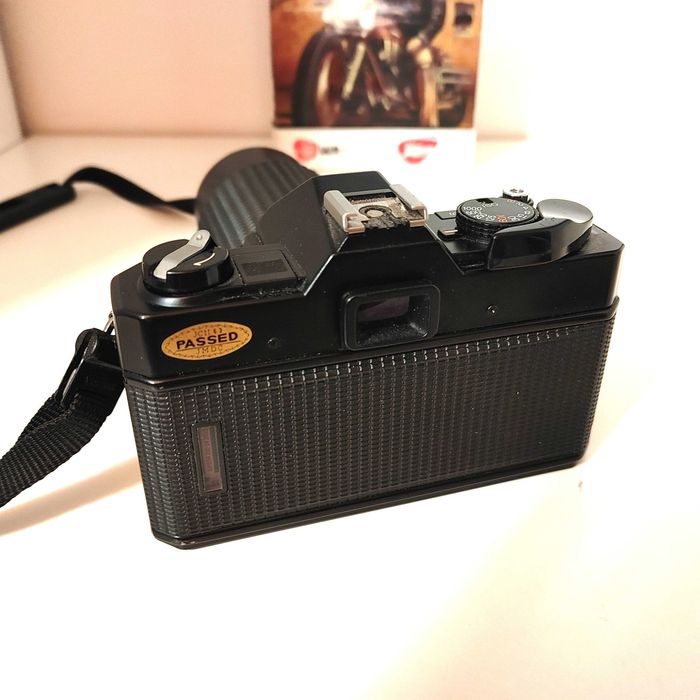 Analogowa Lustrzanka FUJI STX-2 z  Ozunon MC Auto Tele Zoom 4,5 75-200