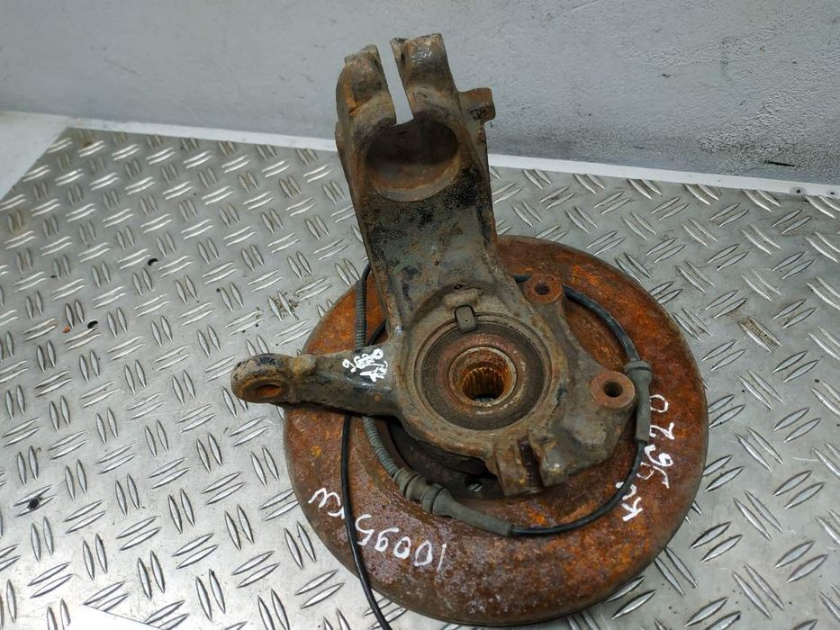 Peugeot/Citroen C3 2002-2009 (1 FC/FN) ступиця перед LH KU10095 KU1009