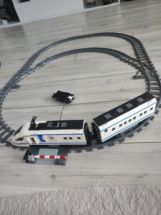 Klocki kompatybilne Pociąg Pasażerski elektryczny Pendolino City Kolejka Tory przejazd kolejowy lrjowy Ql0318