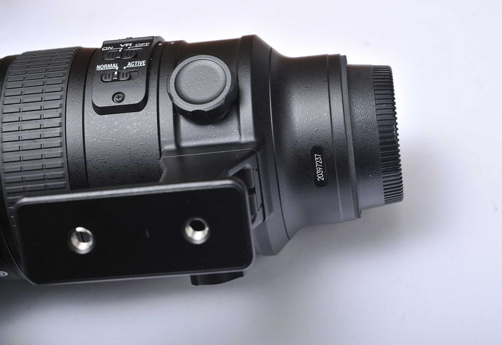 Nikon AFS 70-200 VR II f/2.8  Seminova