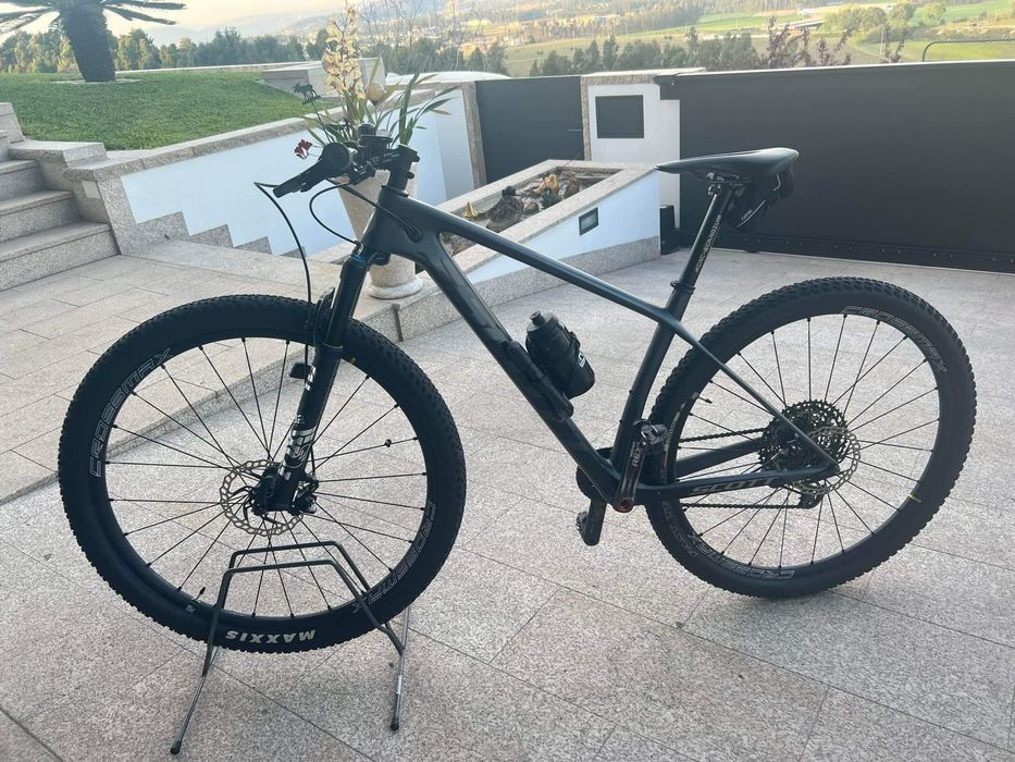 Vendo bicicleta da marca SCOTT