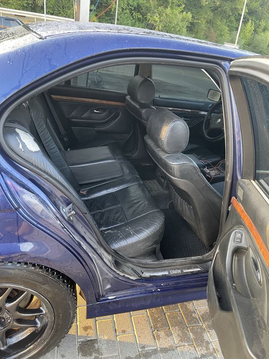 Продам BMW E39 2.5 TDS