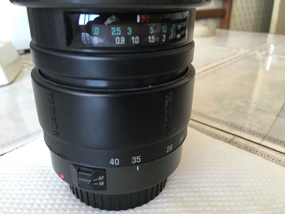 Objectiva Tamron 20-40mm , 77mm para Canon