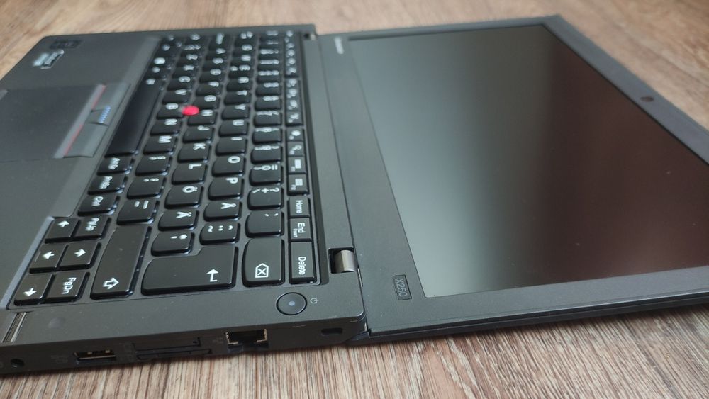 Ноутбук Lenovo x250 Core i7 ( Pro версия) FHD 1920*1080