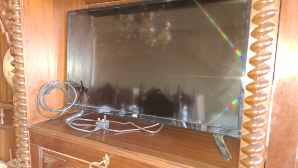 Televisor JVC LED 32" HD Ready – modelo LT-32C360